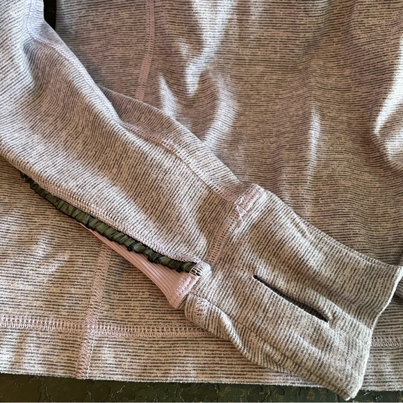 Lululemon Athletica Run Full Tilt Lilac Half zip Pullover - Picture 7 of 11